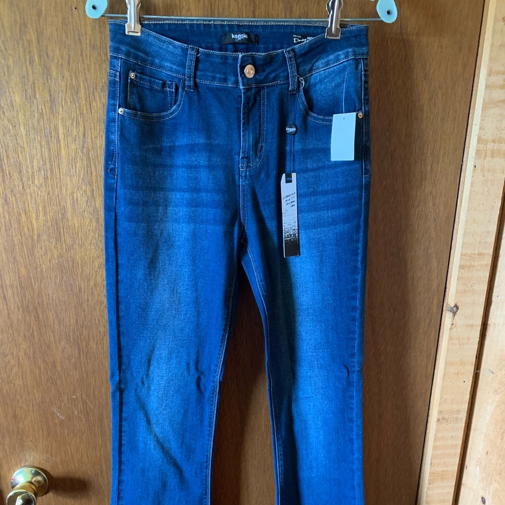 Kensie Jeans High Rise Flare size 4/27